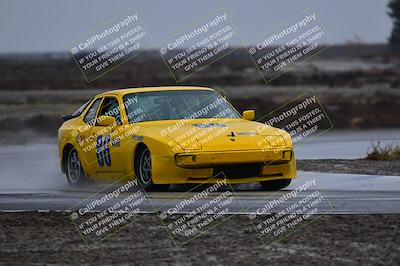 media/Nov-15-2025-CalClub SCCA (Sat) [[7bfa5a7151]]/Race/Group 6/